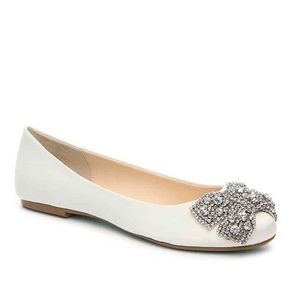 Blue by Betsey Johnson Ivory Satin Ballet Flat 8.5